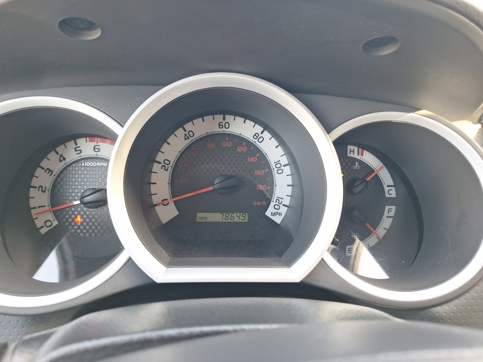 Used 2015 Toyota Tacoma 2WD Access Cab image 19