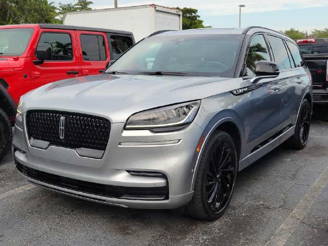 Used 2024 Lincoln Aviator Reserve w/ Jet Package RWD image 32