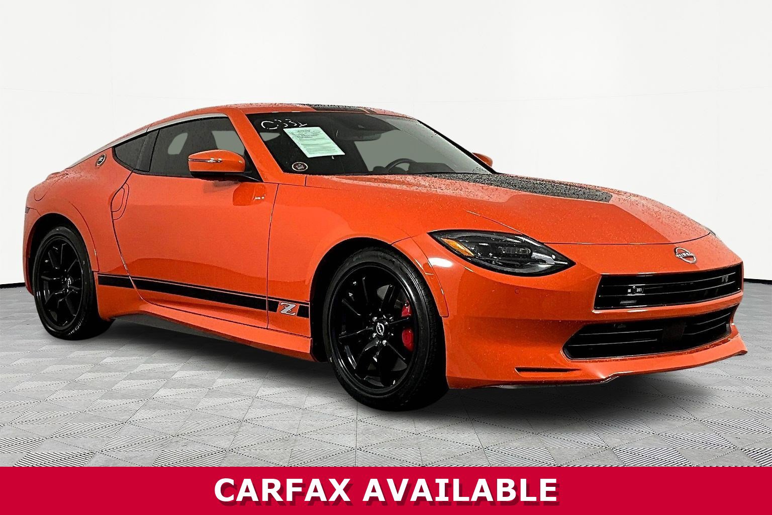 Used 2024 Nissan Z Performance w/ Heritage Edition image 3