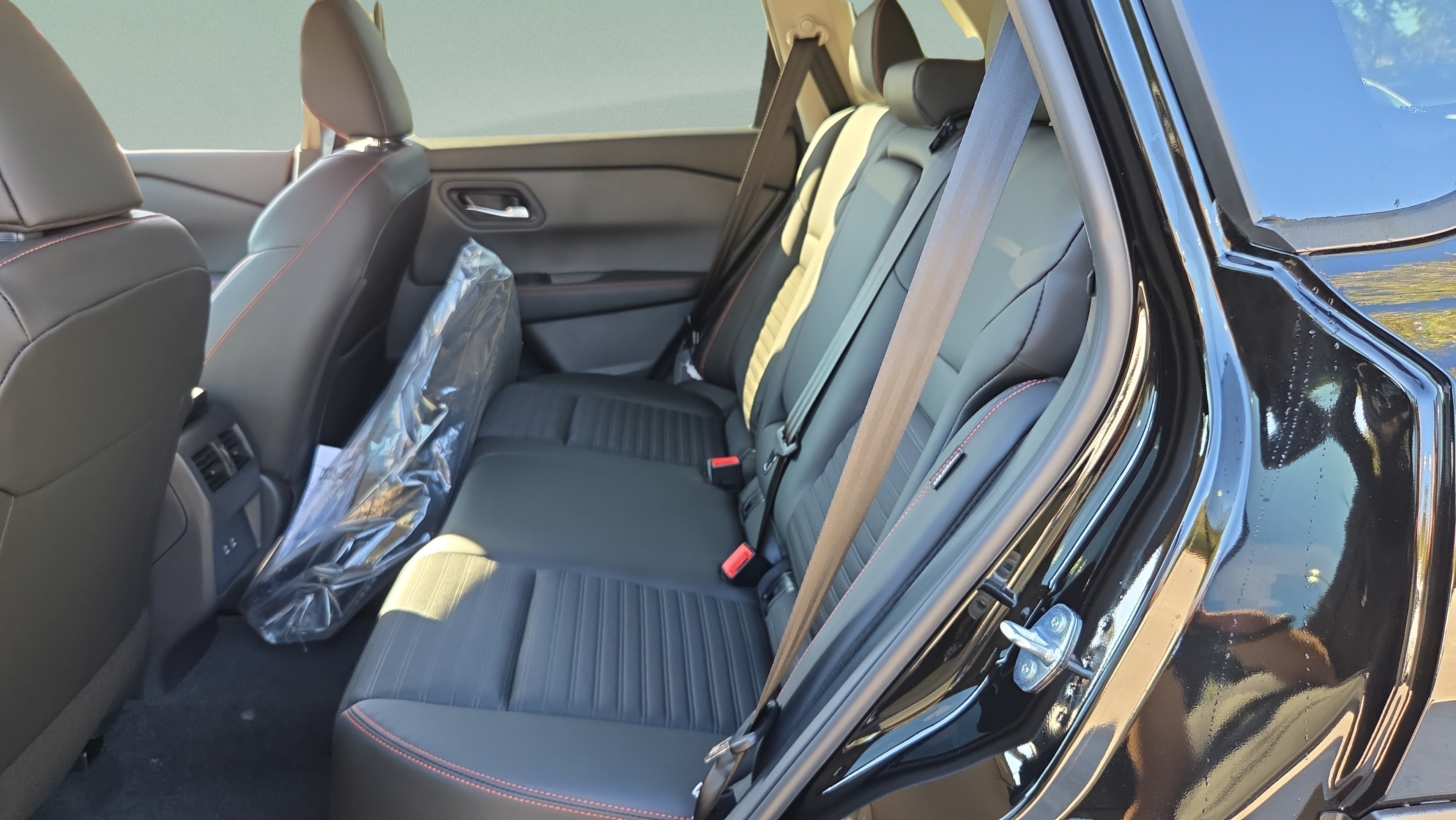 New 2026 Nissan Rogue SV AWD/4WD image 11
