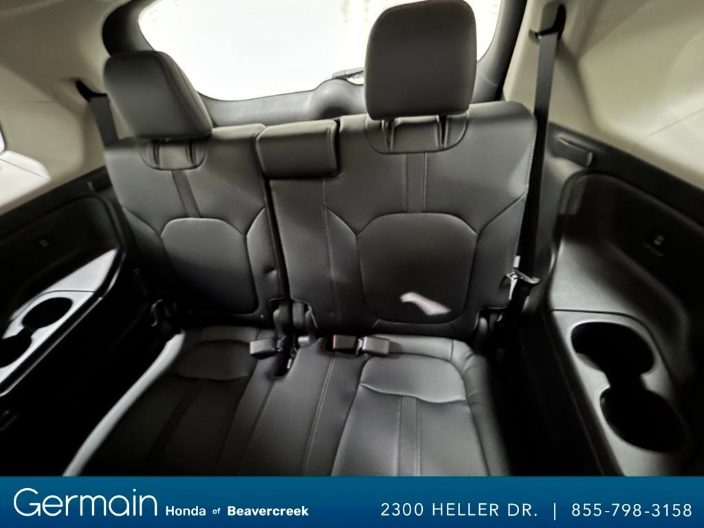 Used 2025 Honda Pilot EX-L image 31