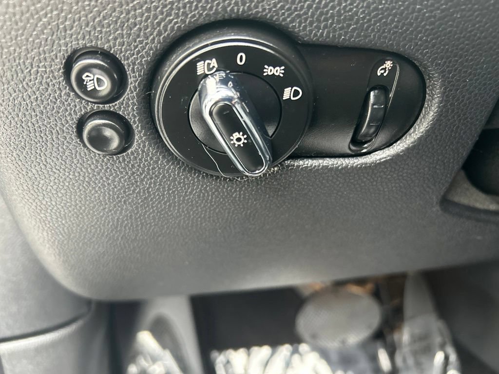 Used 2024 MINI Cooper S FWD image 29
