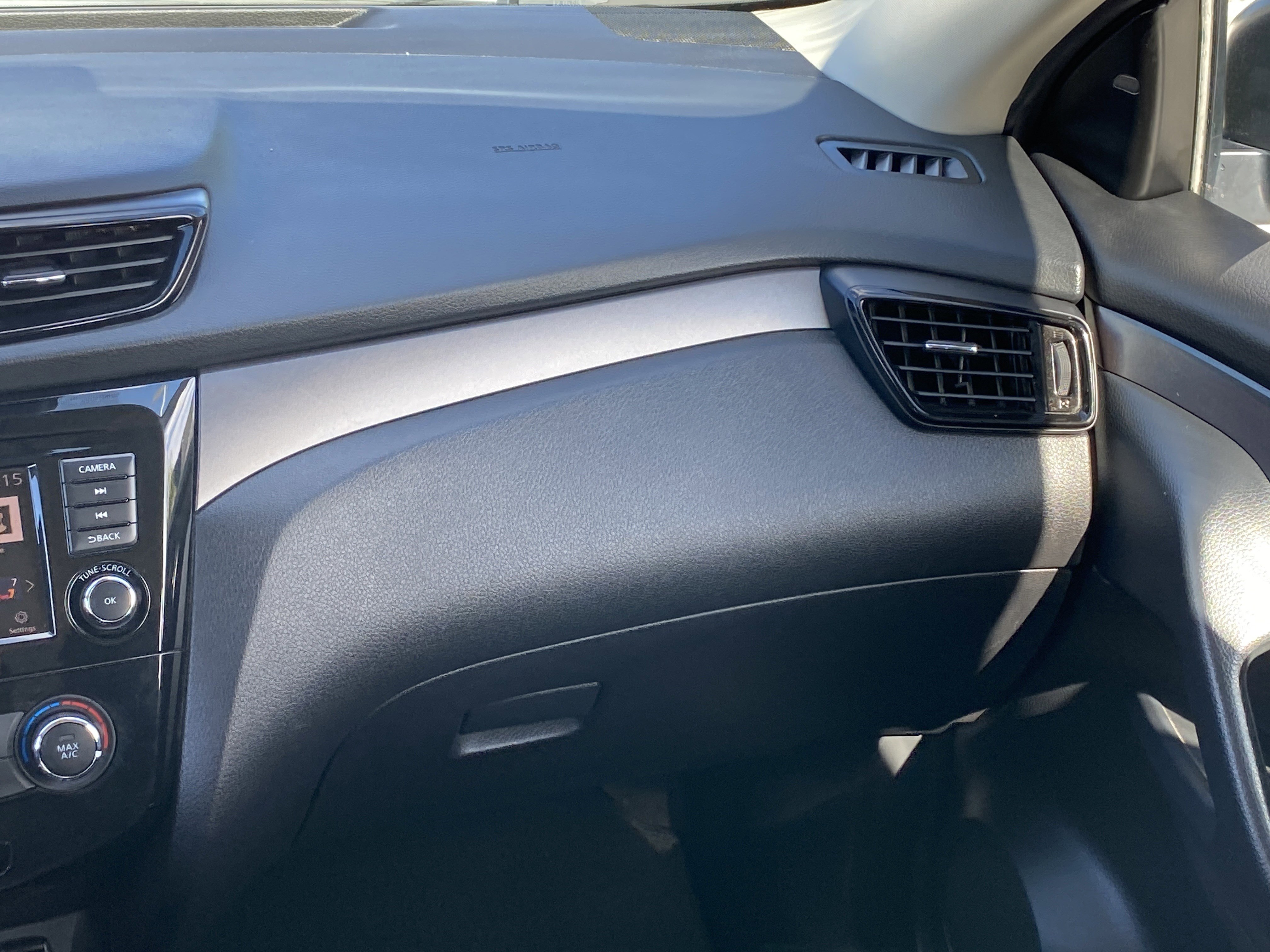 Used 2021 Nissan Rogue Sport S AWD/4WD image 31