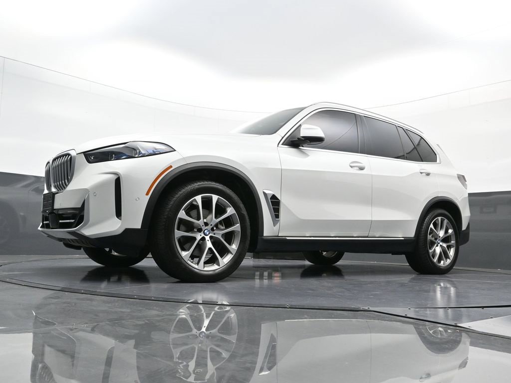Used 2025 BMW X5 xDrive40i image 24