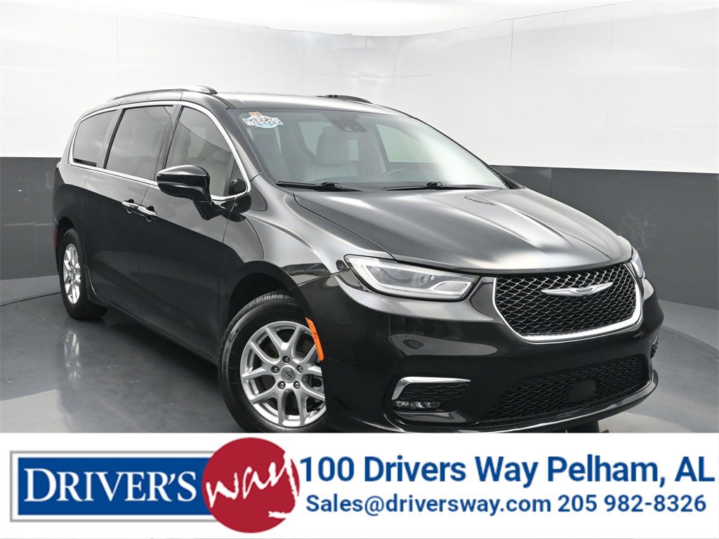 Used 2021 Chrysler Pacifica Touring-L image 1