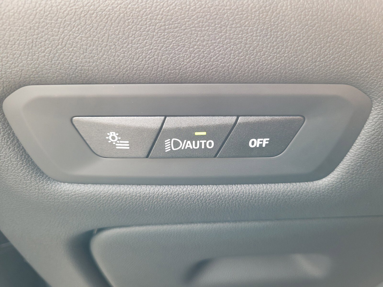 Used 2026 BMW X5 xDrive50e image 22