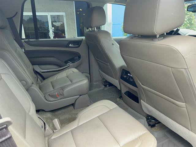 Used 2017 Chevrolet Tahoe LT w/ Luxury Package AWD/4WD image 28