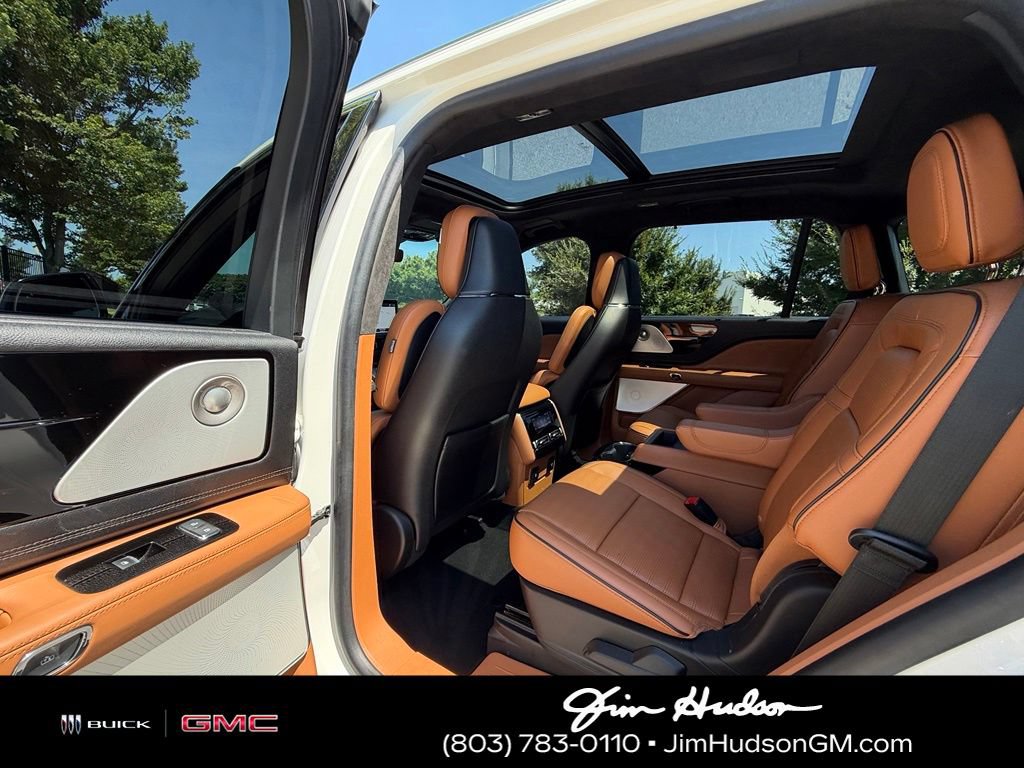 Used 2024 Lincoln Aviator Black Label w/ Dynamic Handling Package AWD/4WD image 33