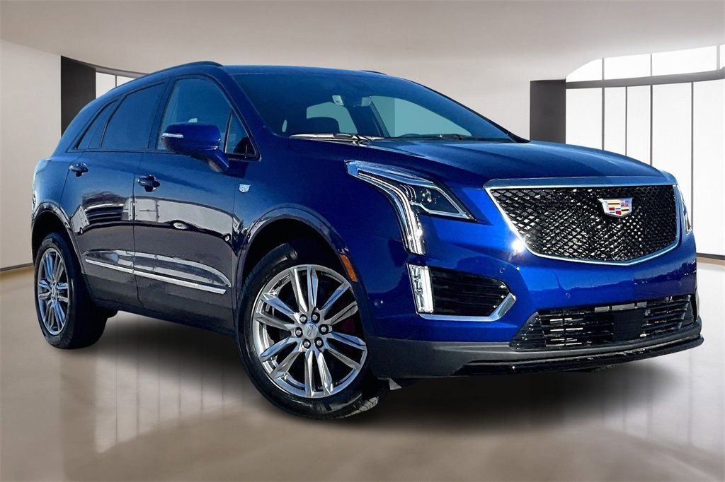 New 2026 Cadillac XT5 Sportv w/ LPO, Floor Liner Package image 2