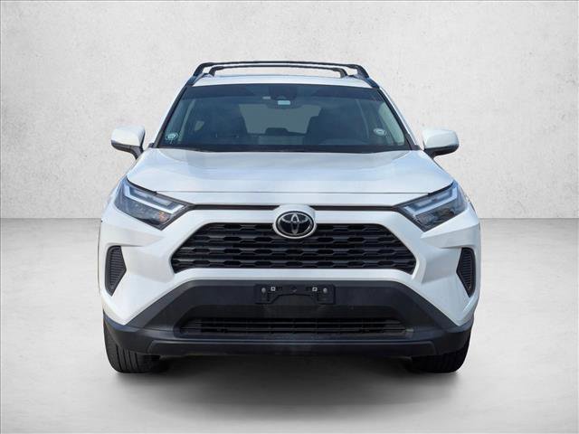 Used 2022 Toyota RAV4 XLE w/ Convenience Package image 2