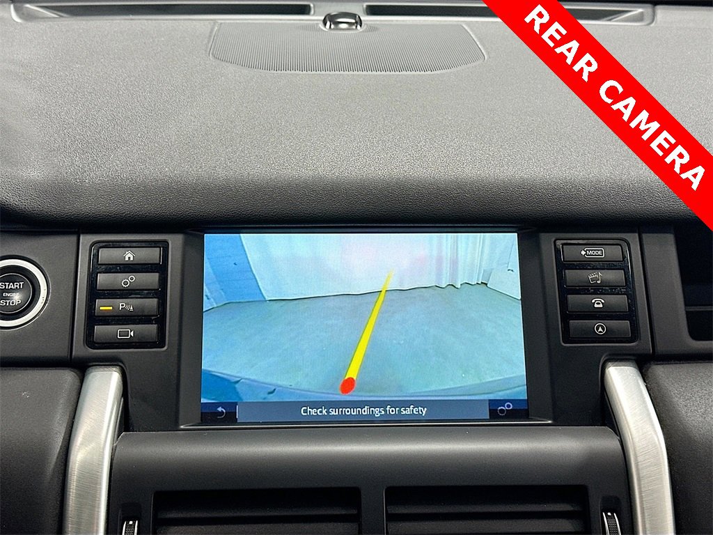 Used 2018 Land Rover Discovery Sport HSE image 15