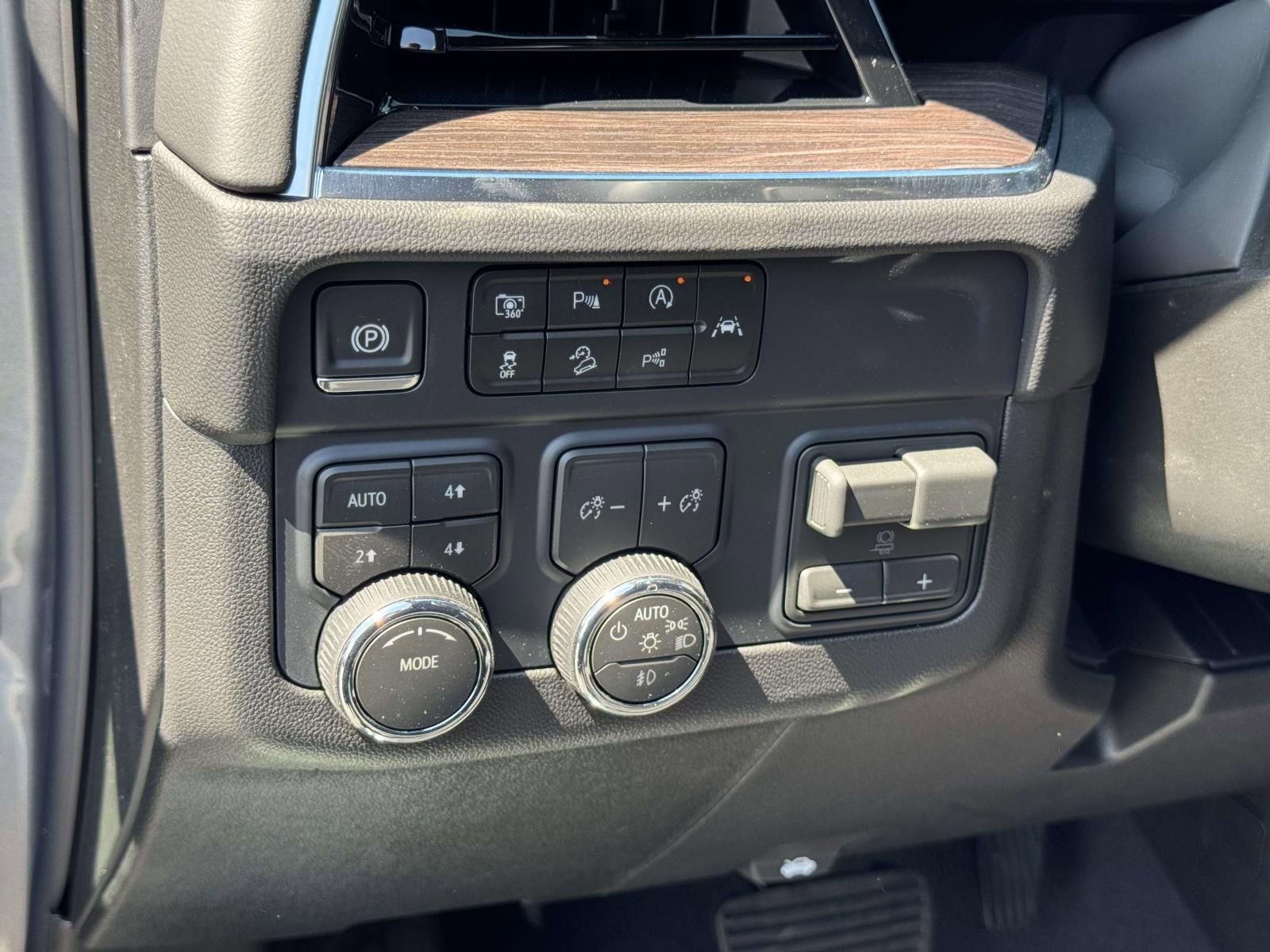 New 2026 Chevrolet Tahoe LT w/ Comfort Package image 14