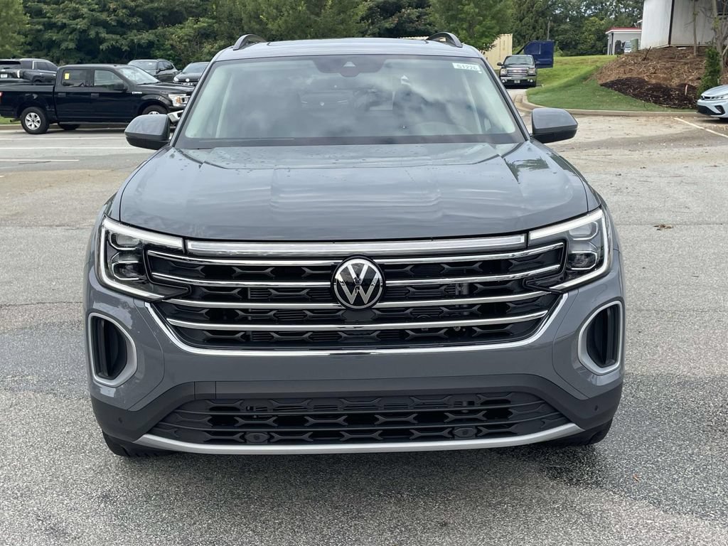 New 2026 Volkswagen Atlas SE FWD image 2