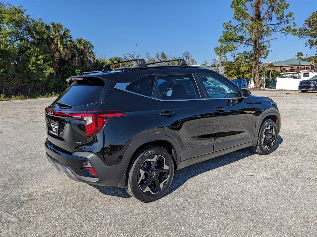 Certified 2025 Kia Seltos EX w/ EX Sunroof Package image 9