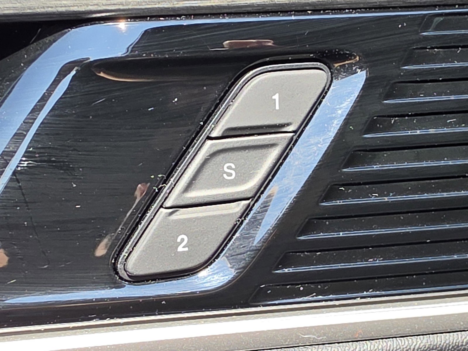 Used 2024 Jeep Wagoneer Series III w/ Convenience Group I image 18