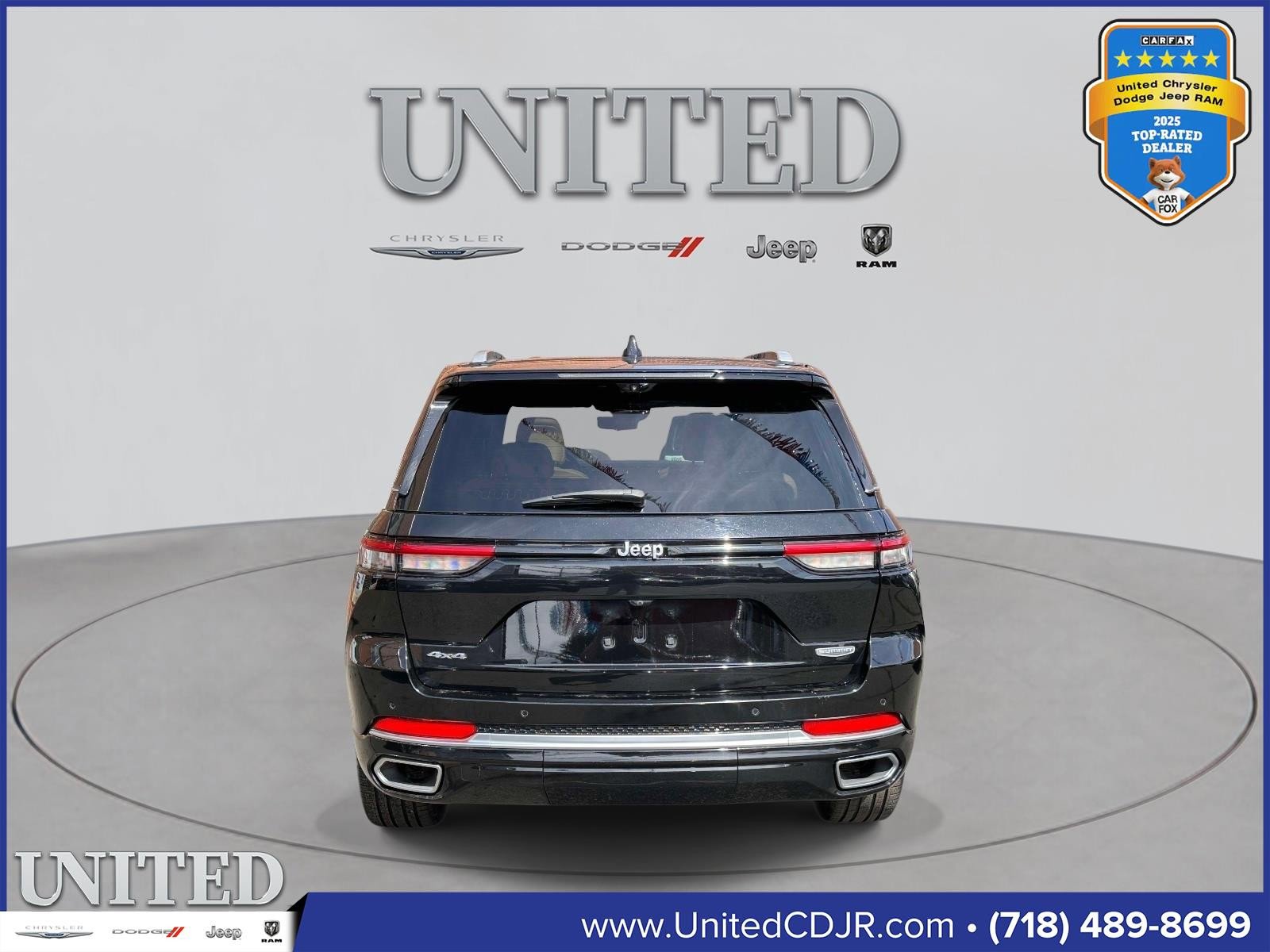 Used 2022 Jeep Grand Cherokee Summit w/ Adv Protech Group IV image 4