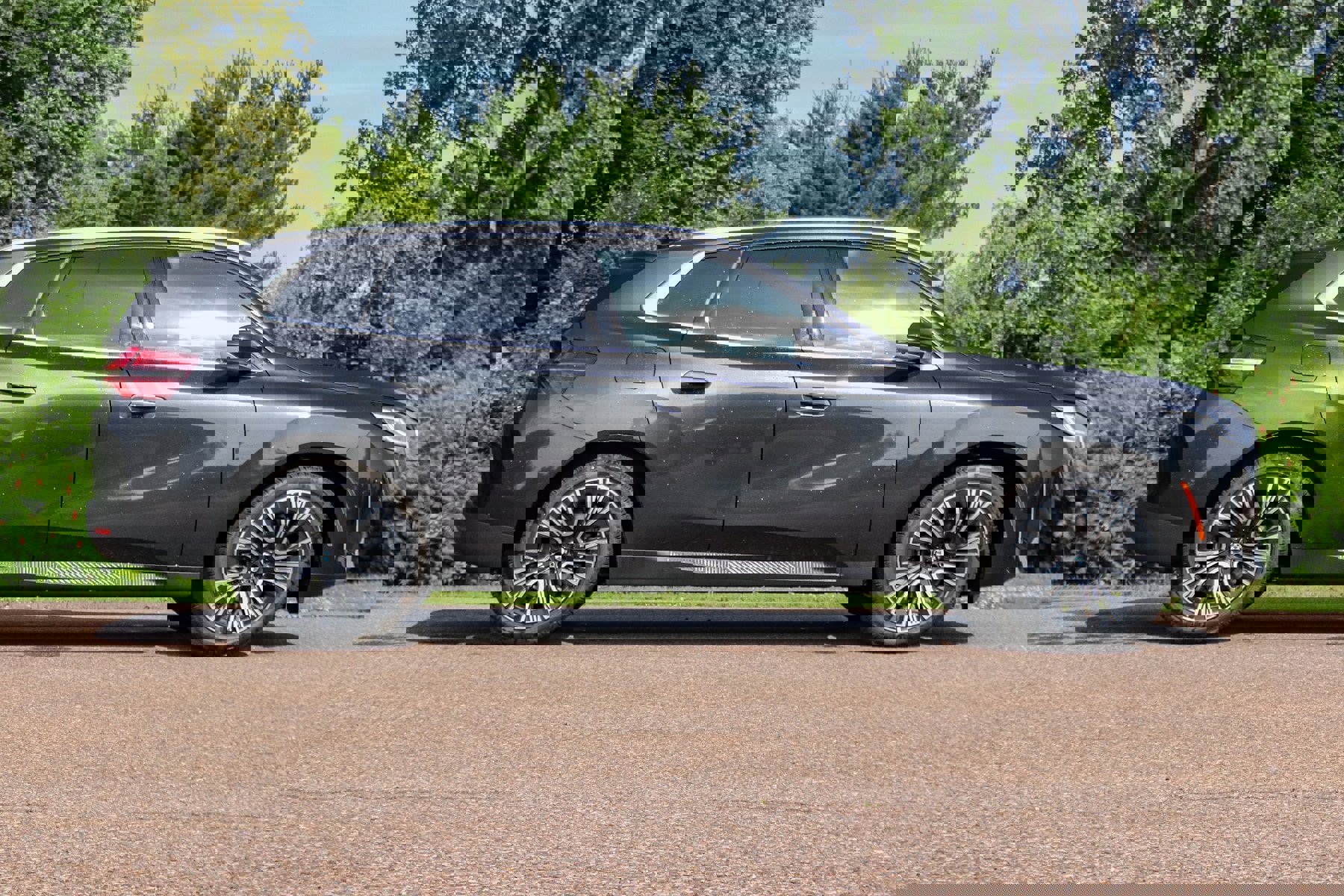 Used 2025 BMW X3 xDrive30i w/ Premium Package image 3