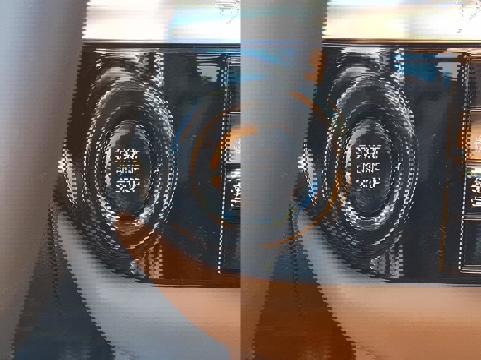 New 2026 Nissan Pathfinder Platinum image 10