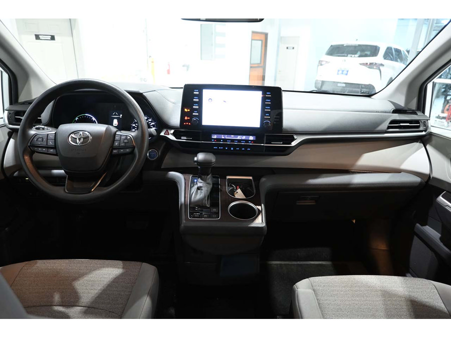 Used 2022 Toyota Sienna LE AWD/4WD image 22