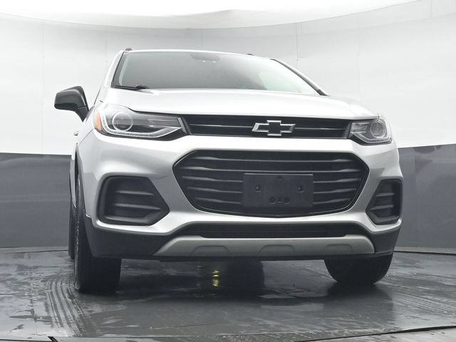 Used 2021 Chevrolet Trax LT w/ Redline Edition AWD/4WD image 29