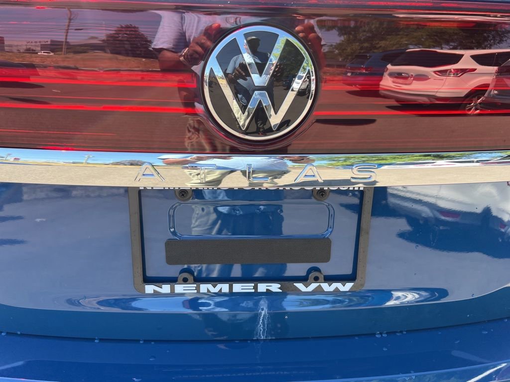New 2026 Volkswagen Atlas SE image 8