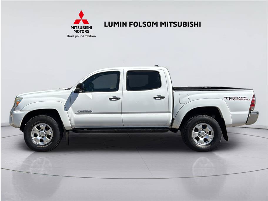 Used 2014 Toyota Tacoma PreRunner w/ TRD Off-Road Package RWD image 2