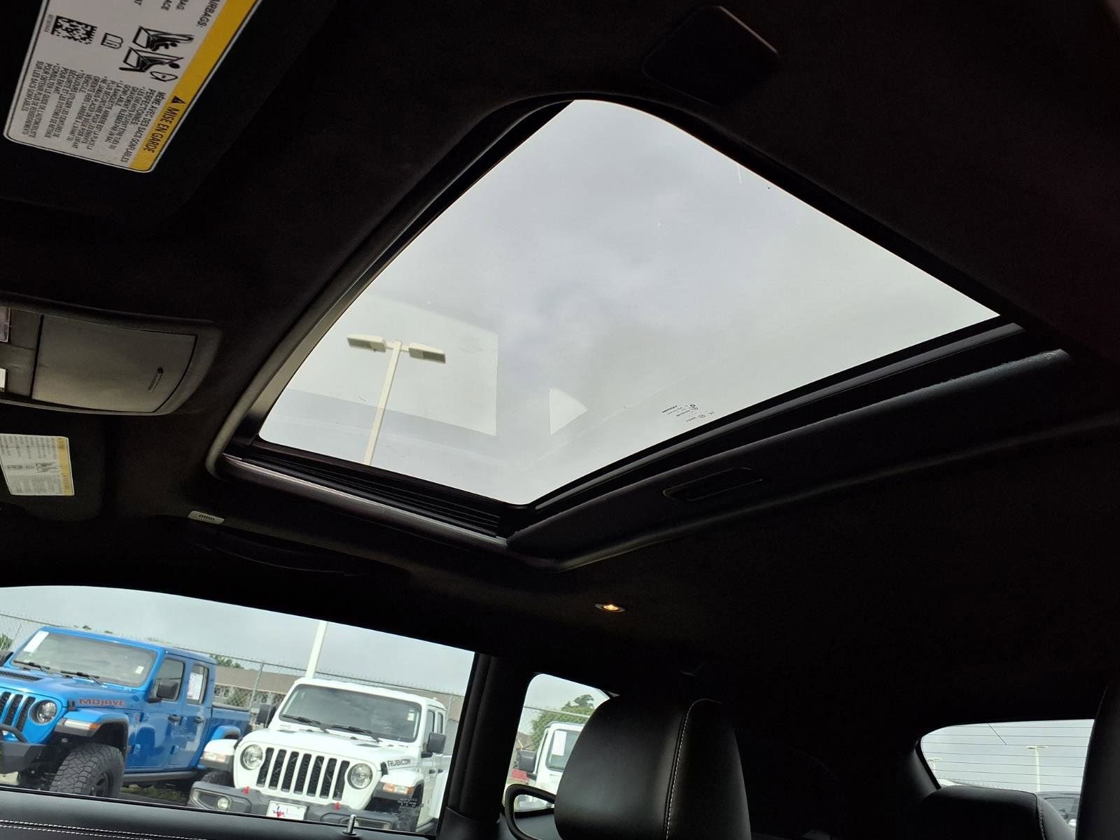 Used 2023 Dodge Challenger SRT Hellcat RWD image 13