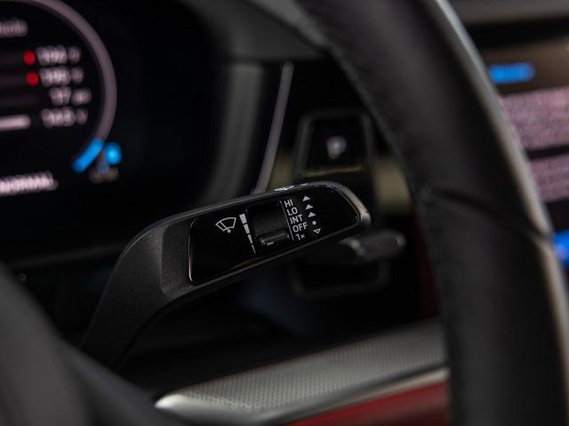 Certified 2025 Porsche Cayenne Coupe image 45