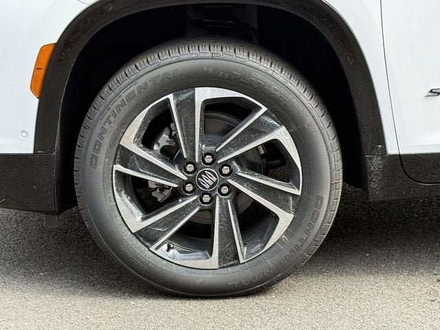 New 2026 Buick Enclave Sport Touring w/ Super Cruise Package AWD/4WD image 8