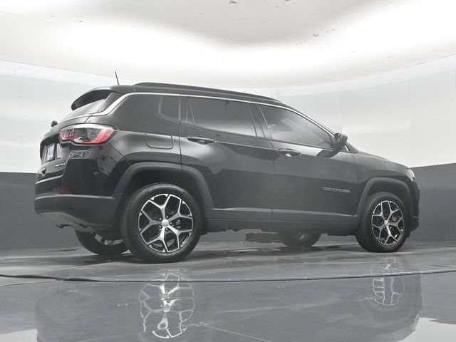 Used 2024 Jeep Compass Limited AWD/4WD image 46
