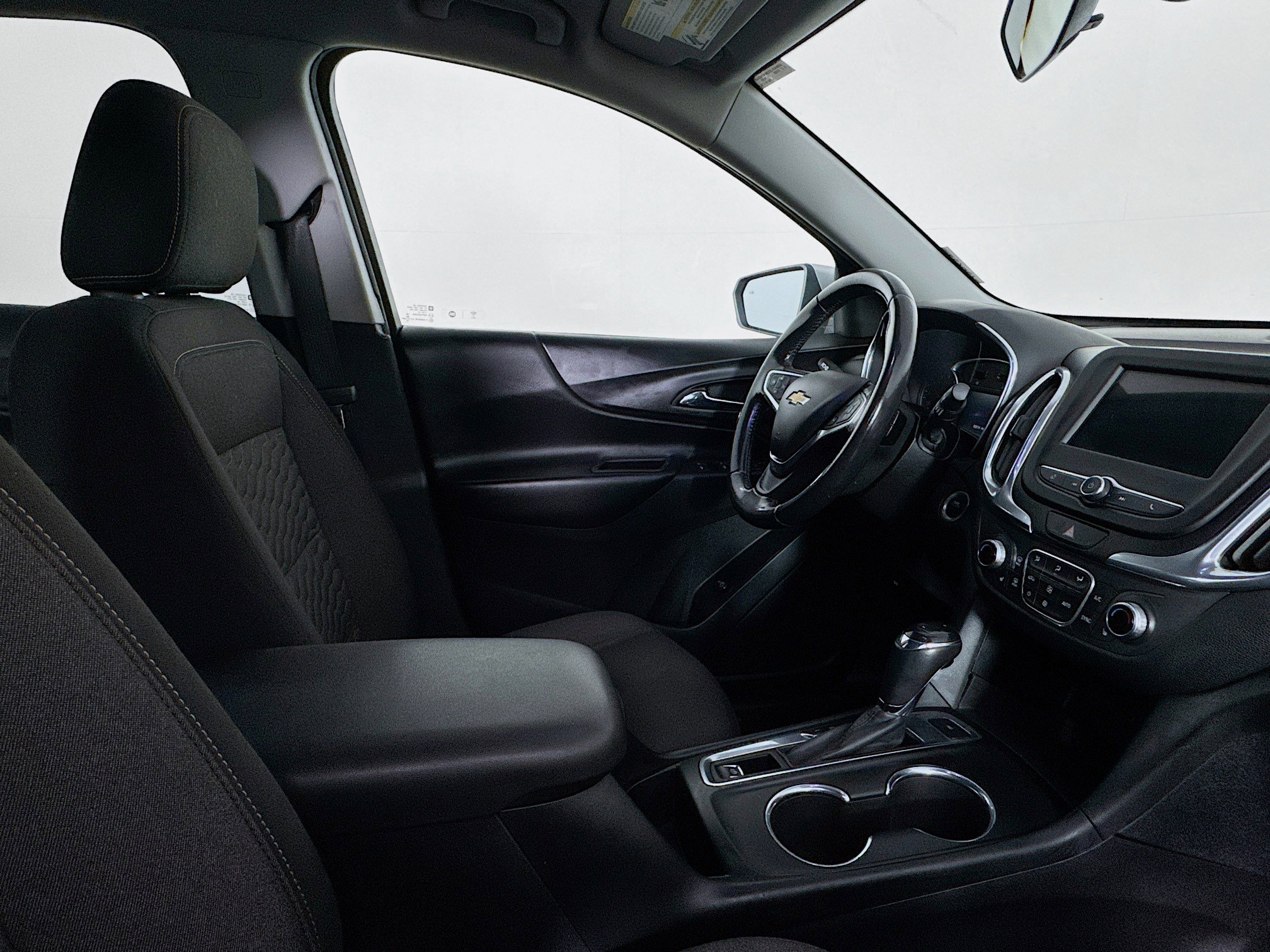 Used 2019 Chevrolet Equinox LT image 28