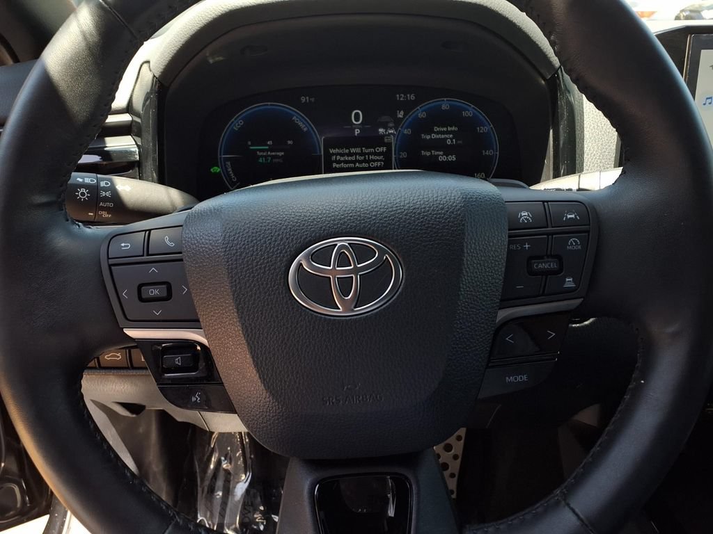 Certified 2025 Toyota Camry XSE FWD image 14
