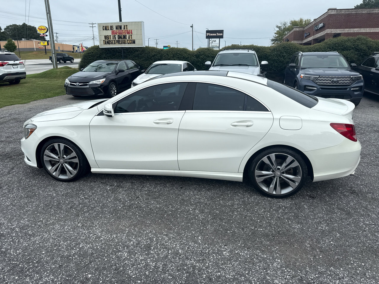 Used 2014 Mercedes-Benz CLA 250 image 3