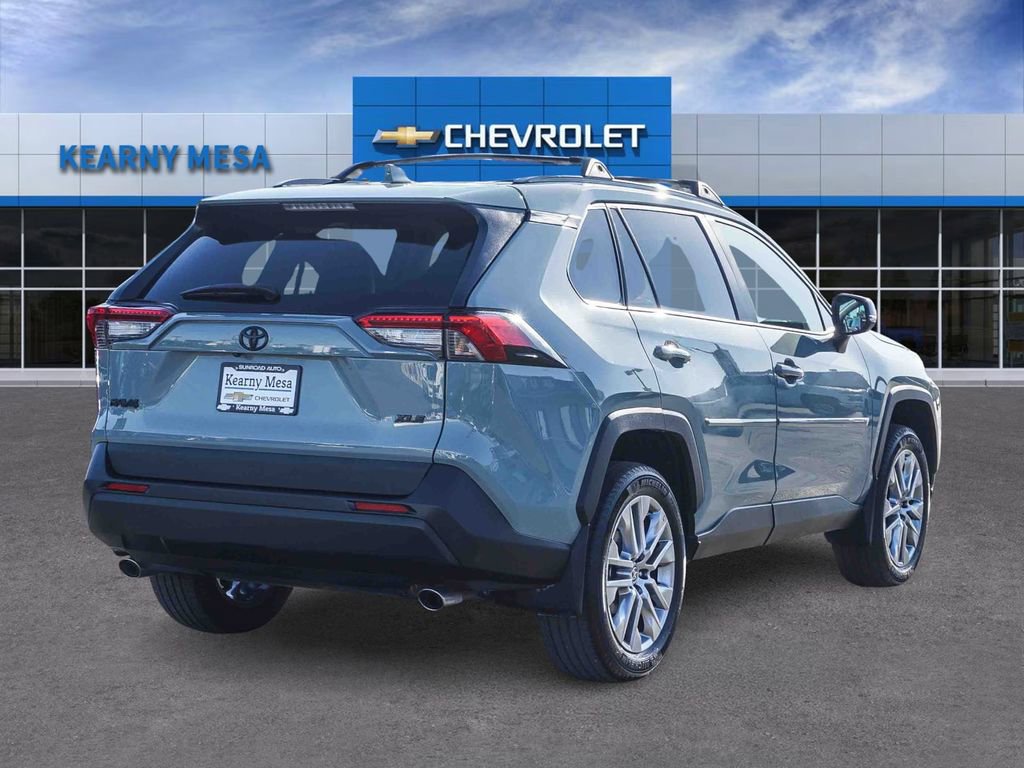 Used 2023 Toyota RAV4 XLE Premium FWD image 6
