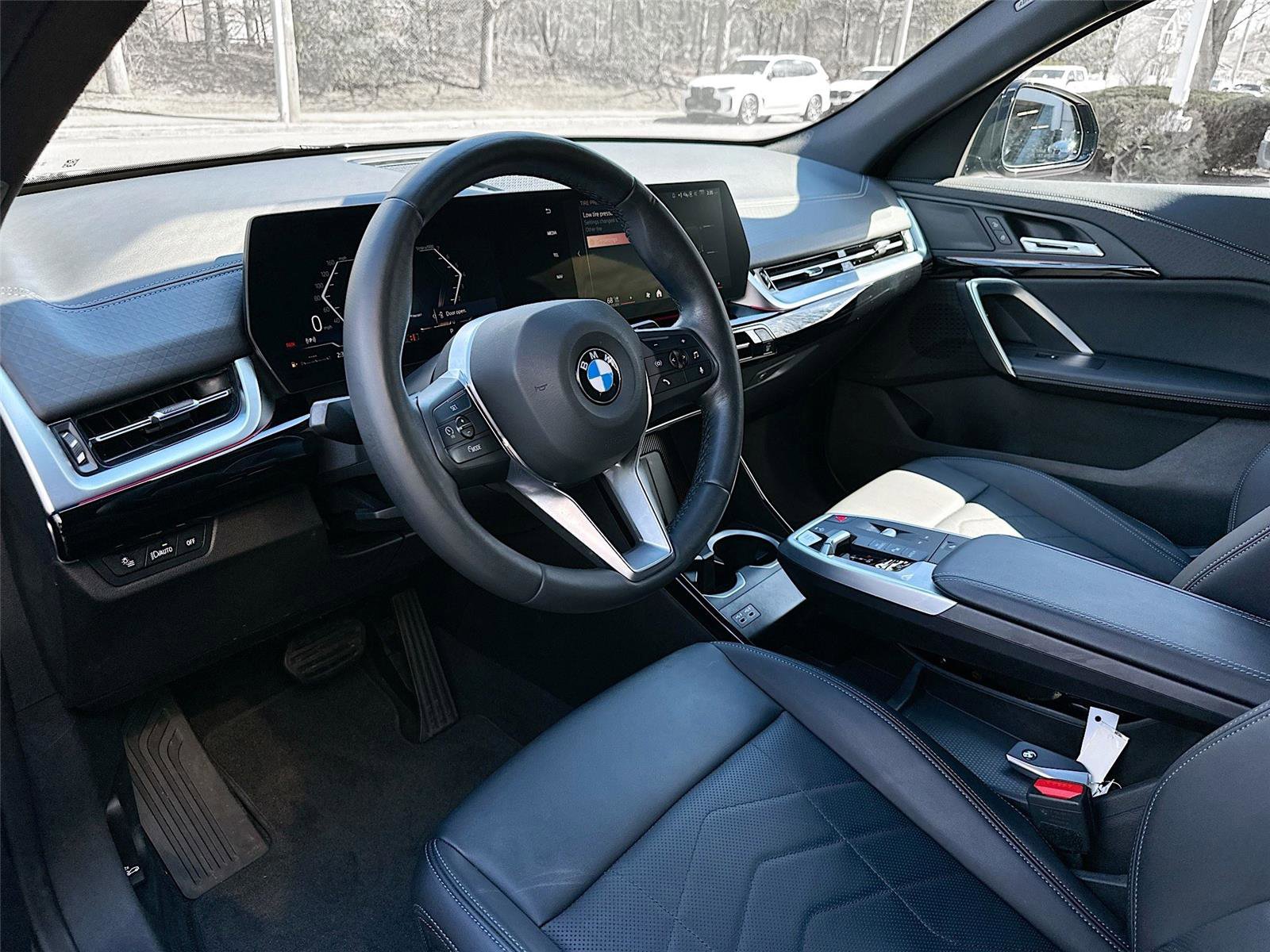 Certified 2024 BMW X2 xDrive28i w/ Convenience Package image 9