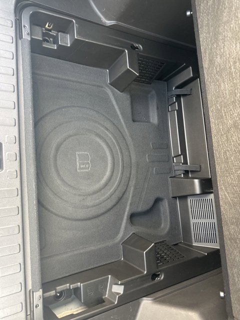 Used 2019 Chevrolet Equinox LT w/ Driver Convenience Package image 30