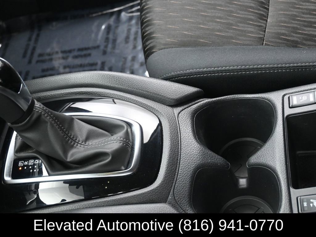 Used 2019 Nissan Rogue SV w/ Premium Package image 22