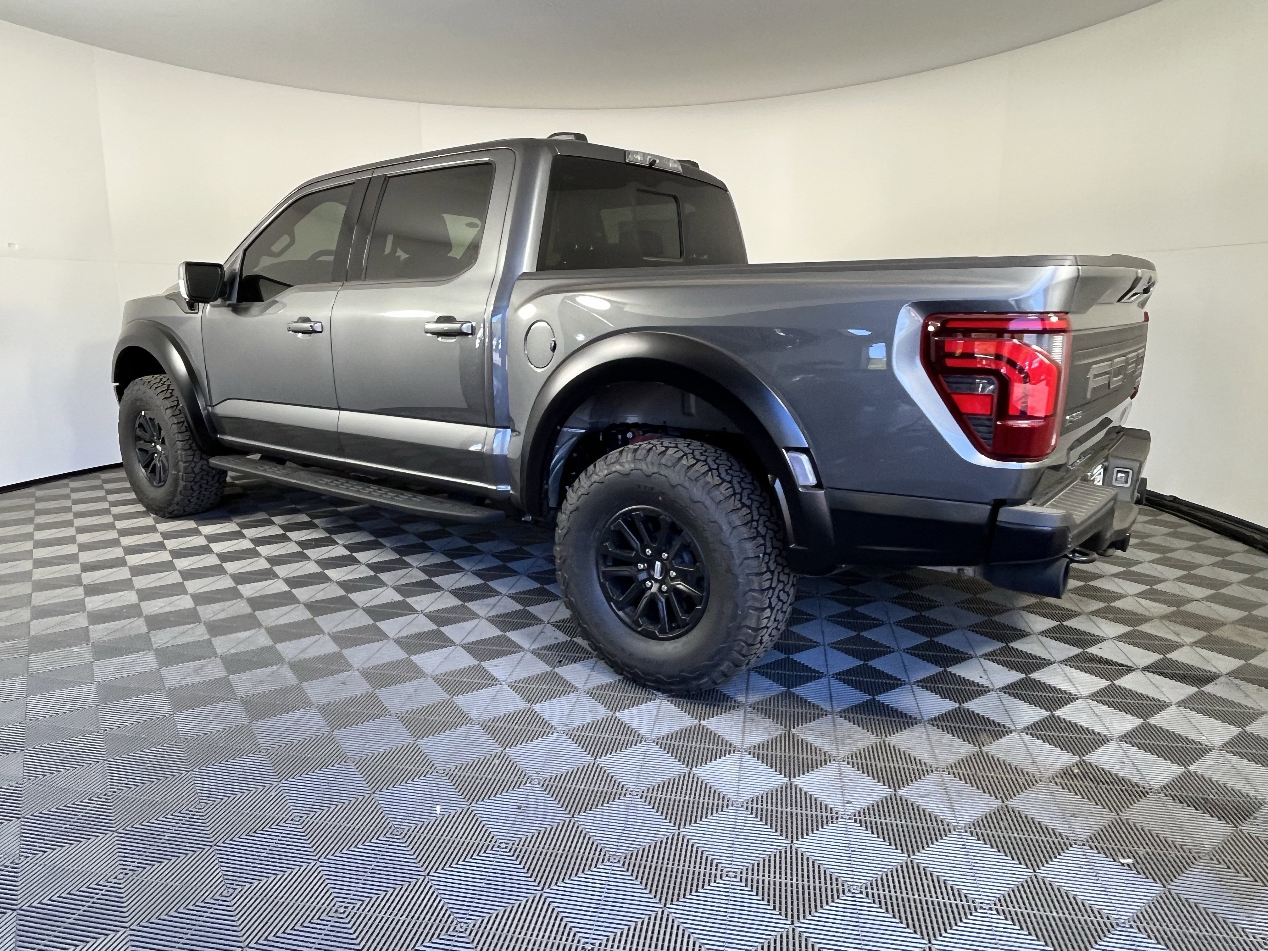 New 2025 Ford F150 Raptor AWD/4WD image 3