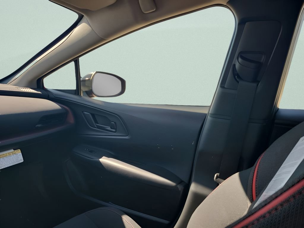New 2026 Toyota Prius Plug-In Hybrid FWD image 11