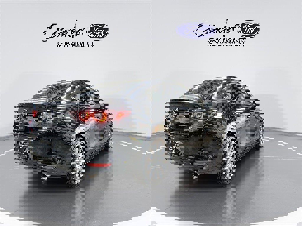 Used 2022 MAZDA MAZDA3 s image 8