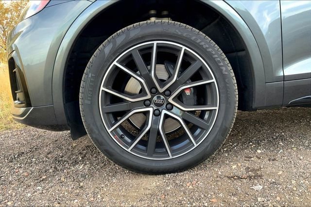 Used 2023 Audi SQ5 Premium Plus w/ Premium Plus Package image 9