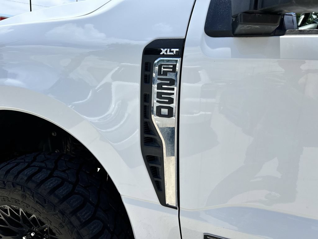 Used 2025 Ford F250 XLT w/ FX4 Off-Road Package AWD/4WD image 7