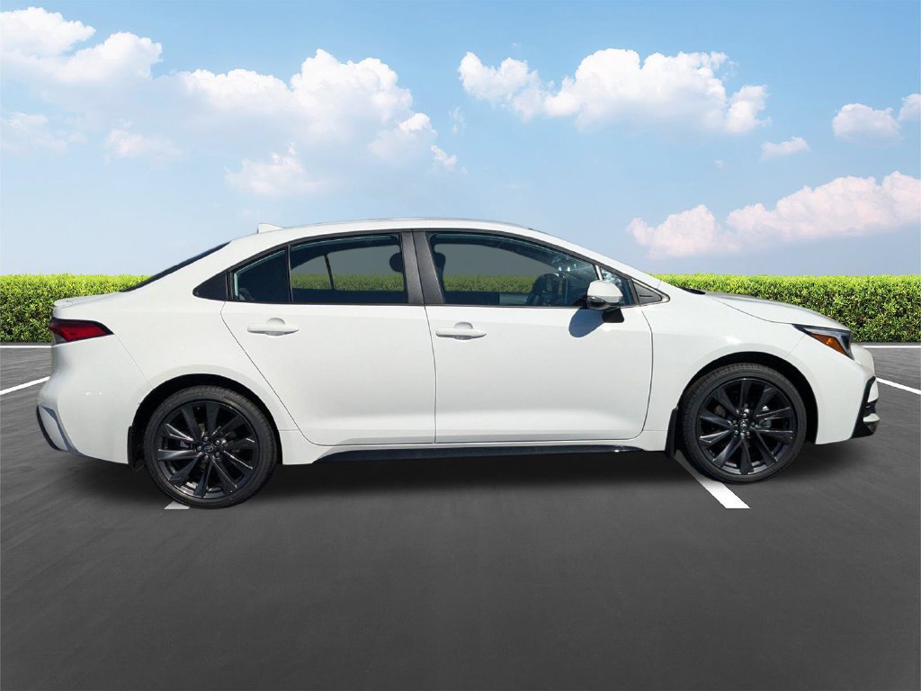 New 2027 Toyota Corolla SE FWD image 3