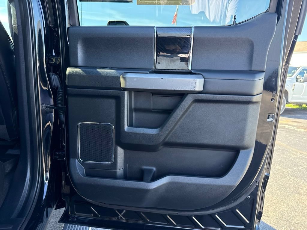 Used 2020 Ford F350 Platinum w/ FX4 Off-Road Package AWD/4WD image 42