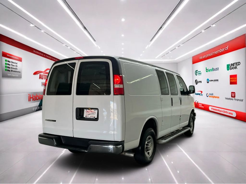 Used 2024 Chevrolet Express 2500 w/ Driver Convenience Package image 8