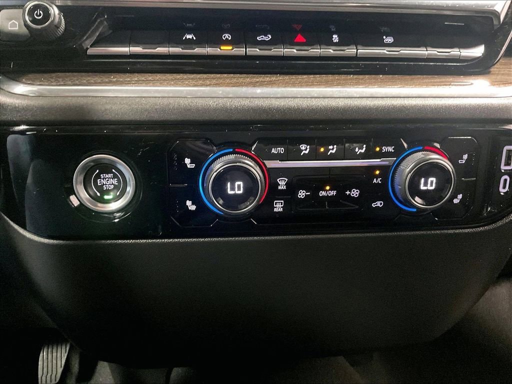 Used 2024 Chevrolet Silverado 1500 LT AWD/4WD image 24