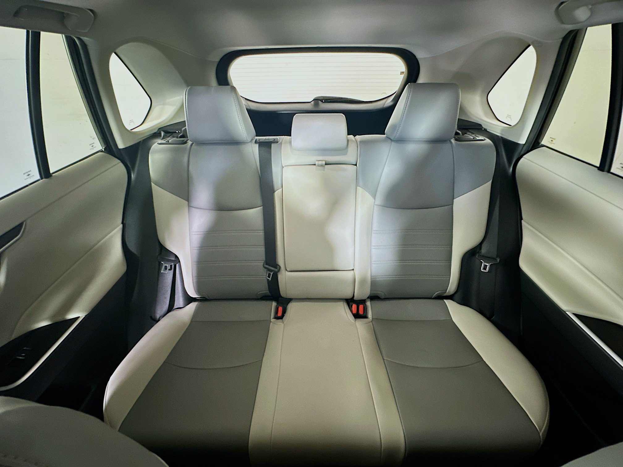 Certified 2025 Toyota RAV4 XLE Premium FWD image 30
