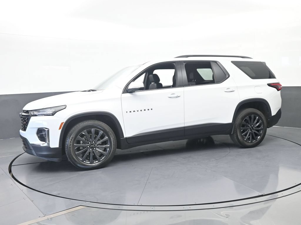 Used 2023 Chevrolet Traverse RS FWD video 2