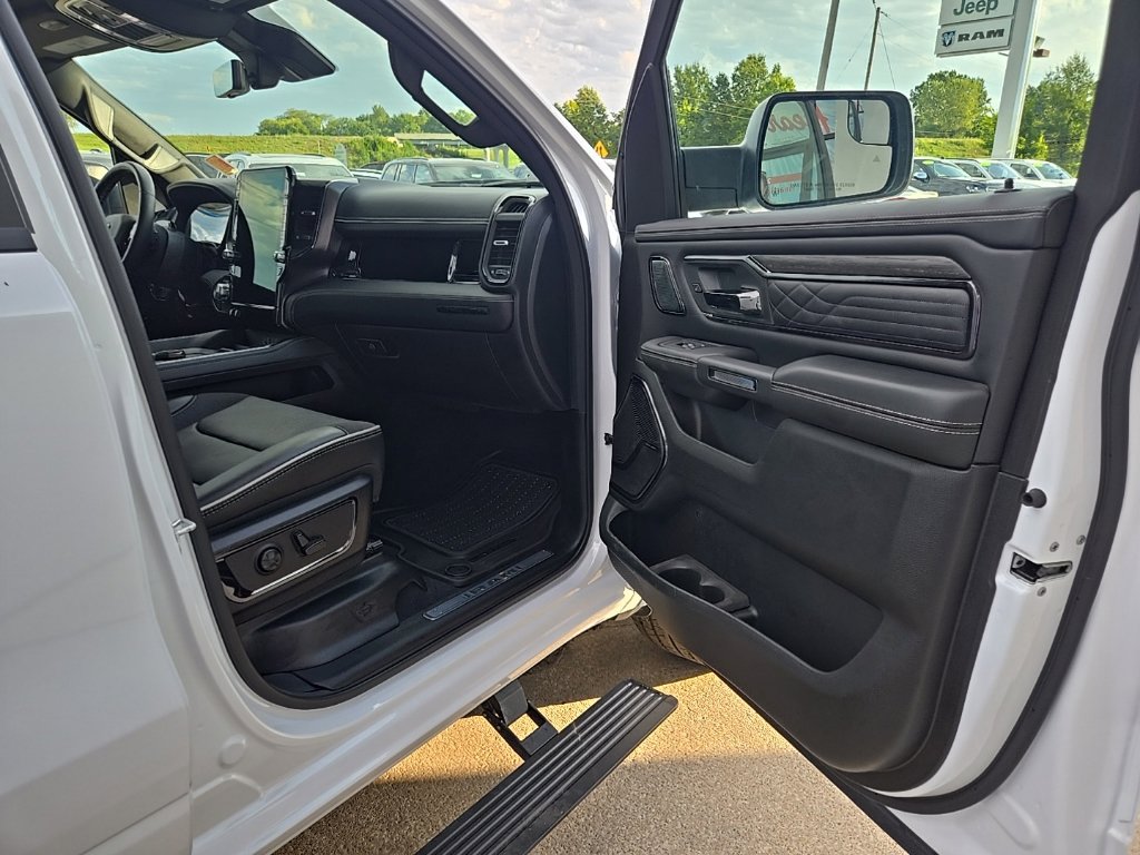 Used 2026 RAM 1500 Limited AWD/4WD image 28