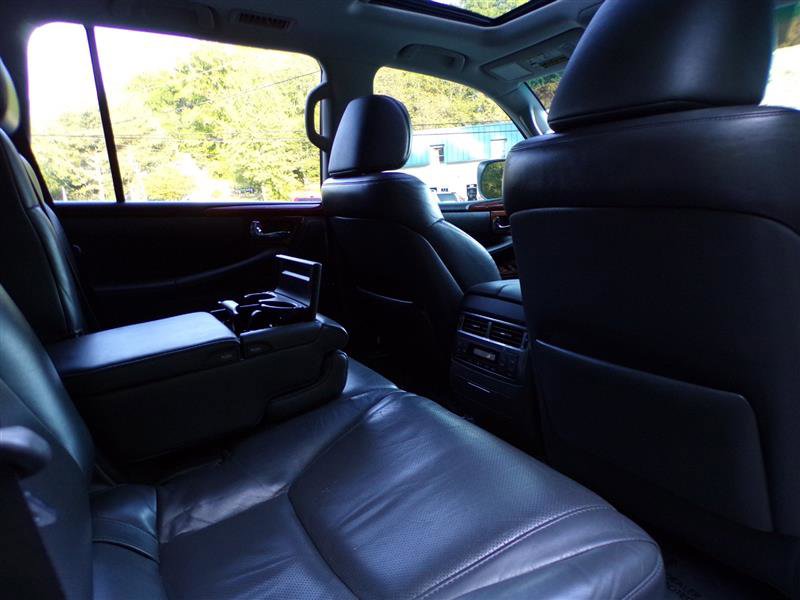 Used 2009 Lexus LX 570 4WD image 23